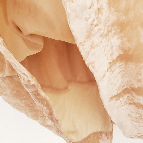 H&M Chrushed Velvet Cream Tan Midi Skirt - Picture 3 of 8